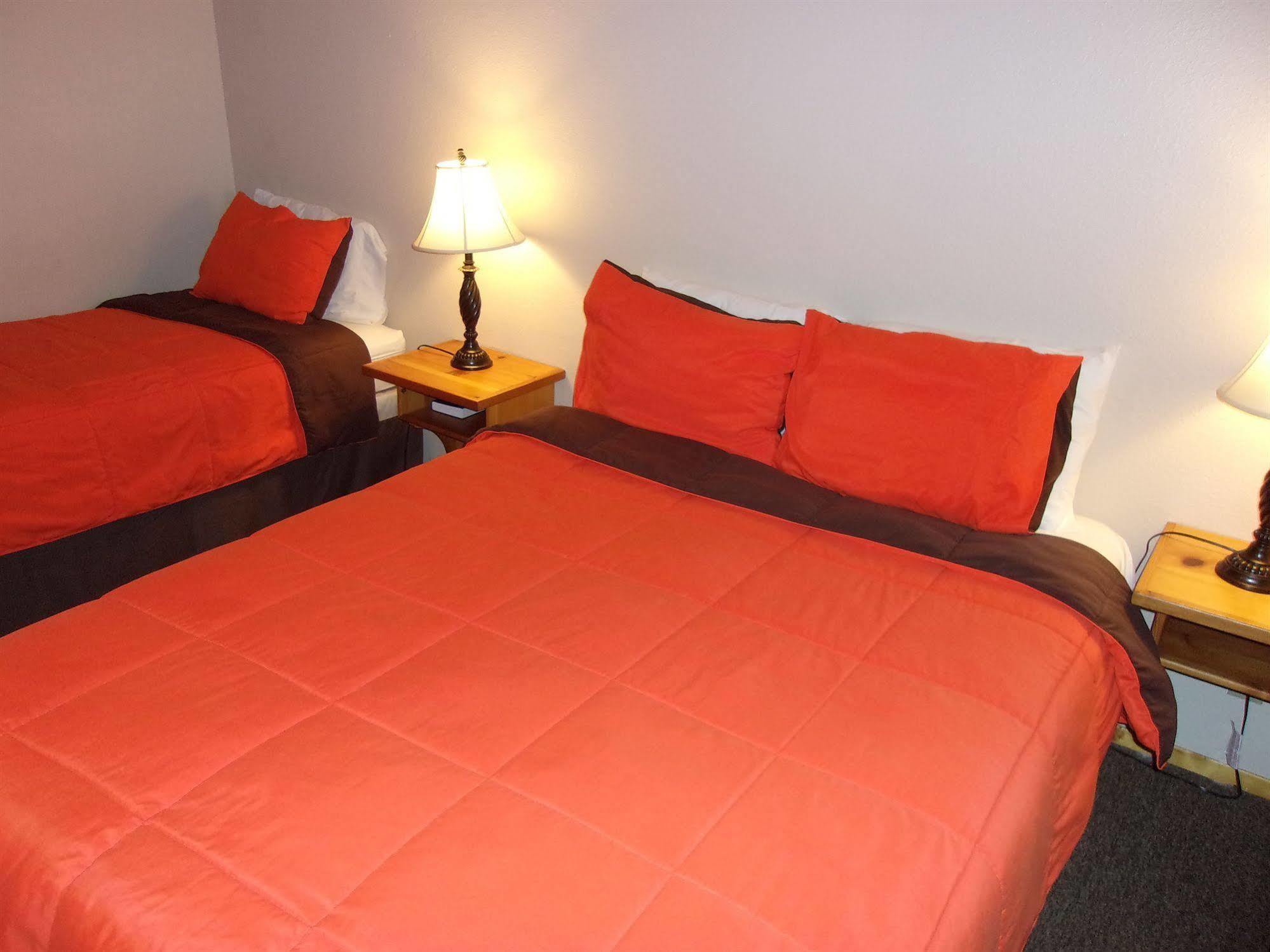 ביג בר לייק Honey Bear Lodge & Cabins מראה חיצוני תמונה