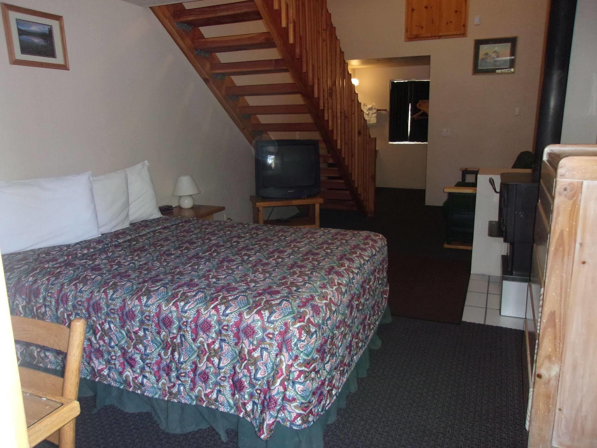 ביג בר לייק Honey Bear Lodge & Cabins מראה חיצוני תמונה