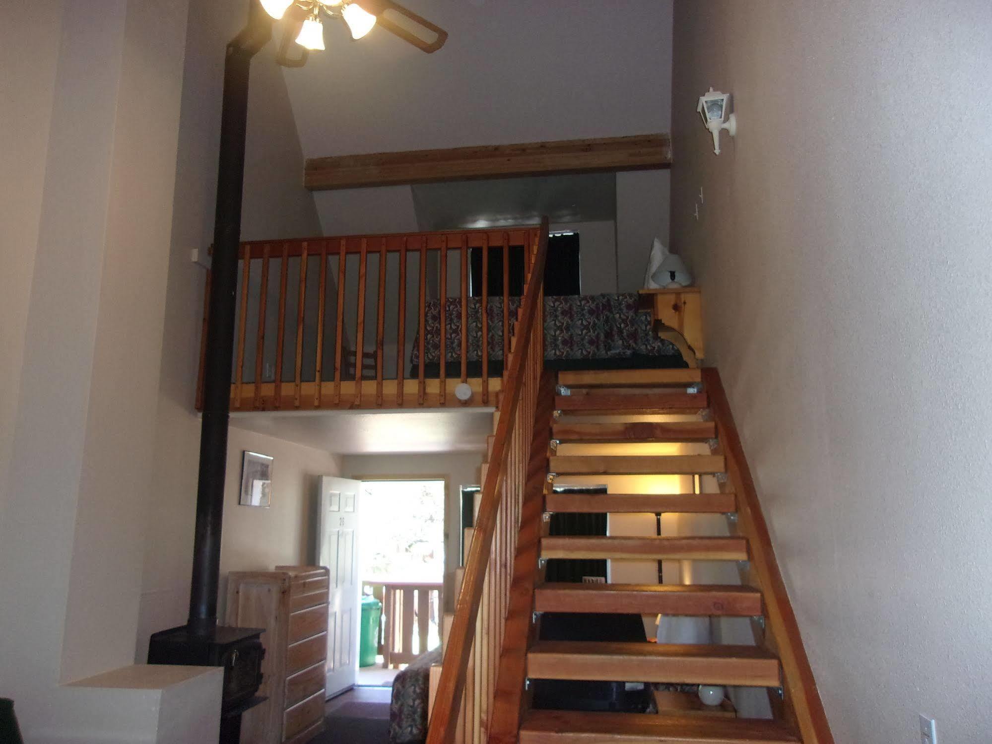ביג בר לייק Honey Bear Lodge & Cabins מראה חיצוני תמונה