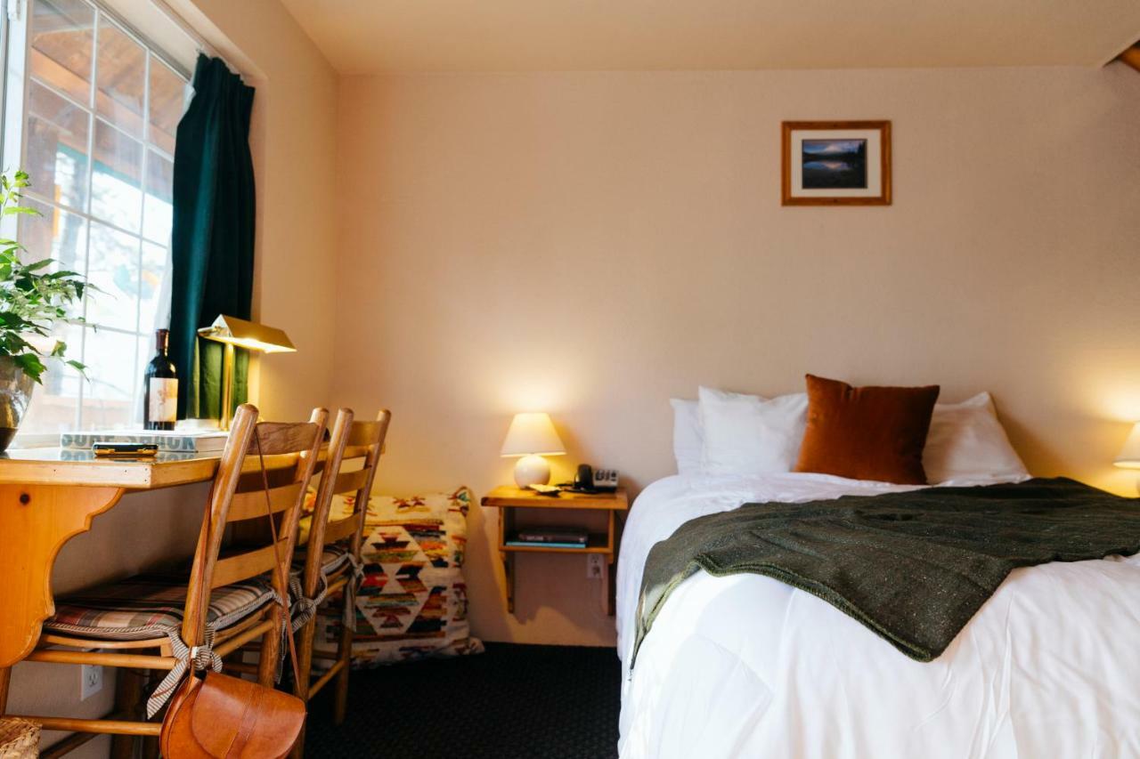 ביג בר לייק Honey Bear Lodge & Cabins חדר תמונה